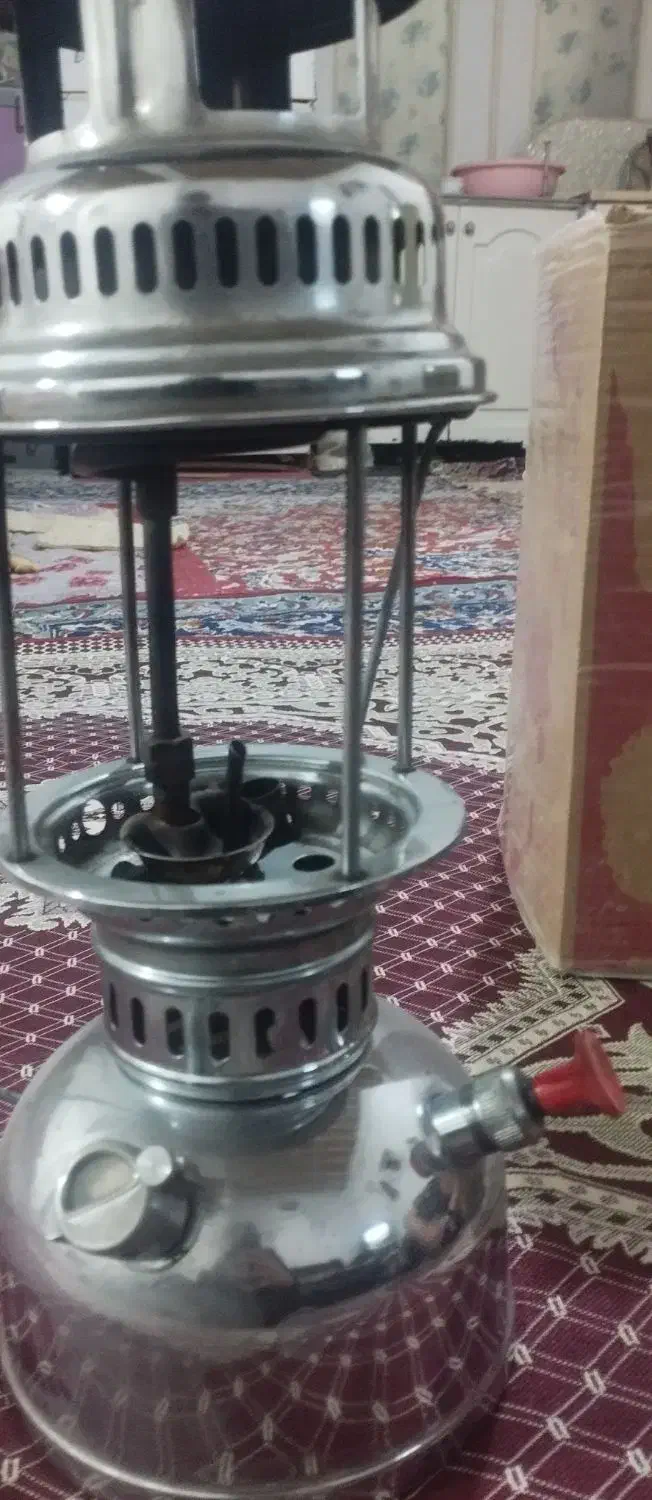 چراغ زنبوری قدیمی درحدنو|لامپ و چراغ|شال, |دیوار