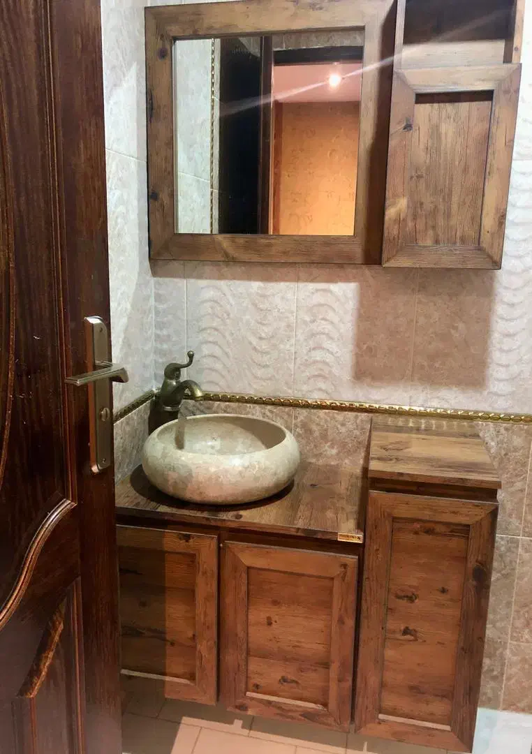 اجاره رایگان اتاق در ازای آشپزی|استخدام سرایداری و نظافت|تهران,  امام زاده قاسم (نیاوران)|دیوار