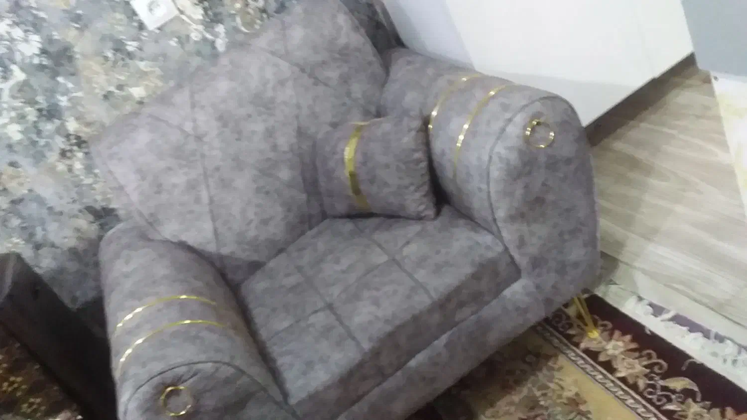 مبل در ملکان فقط ۱۱۰۰۰۰یازده میلیون|مبلمان خانگی و میز عسلی|ملکان, |دیوار