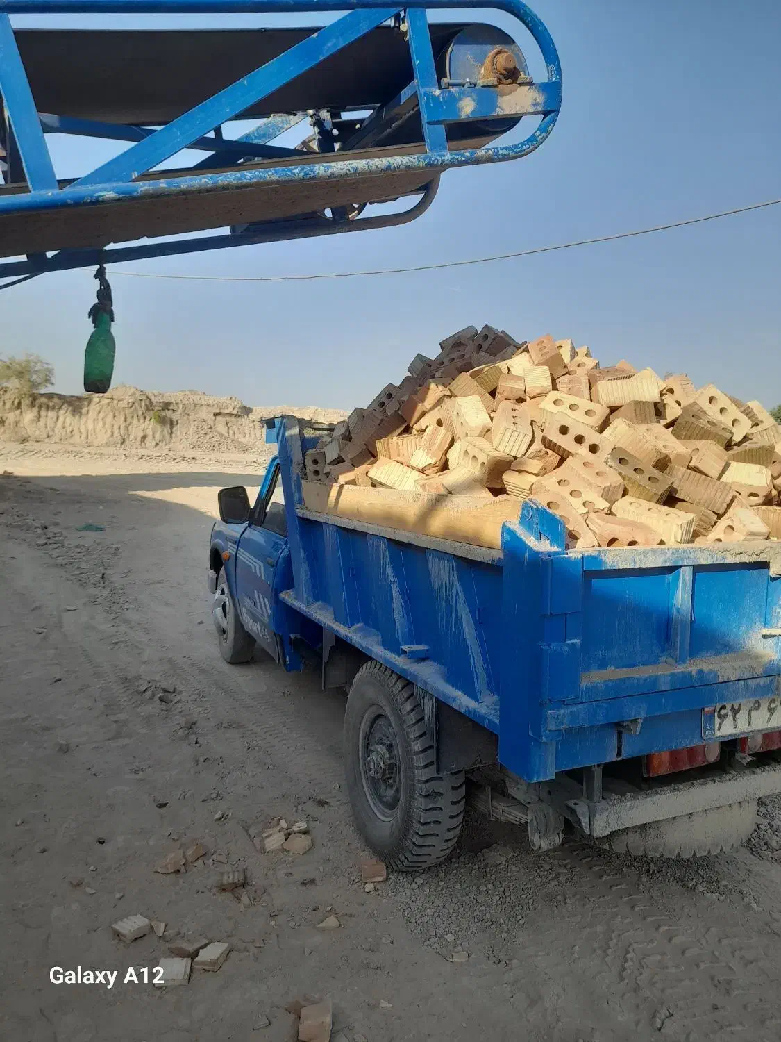 حمل بار شن ماسه و آجر نخاله...|خدمات حمل و نقل|ایرانشهر, |دیوار