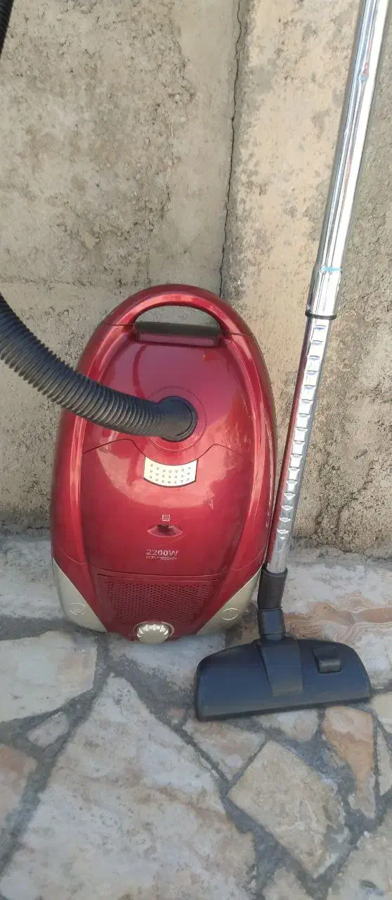 جارو برقی در حد نو کشش خوب|جاروبرقی، جارو شارژی، بخارشو|قروه, |دیوار