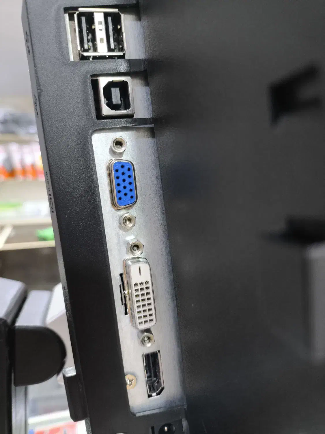 مانیتور 22 اینچ برند DELL|قطعات و لوازم جانبی رایانه|بندر ماهشهر, |دیوار
