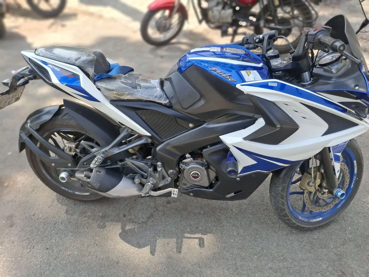 RS200|موتورسیکلت|تهران, جوادیه تهرانپارس|دیوار