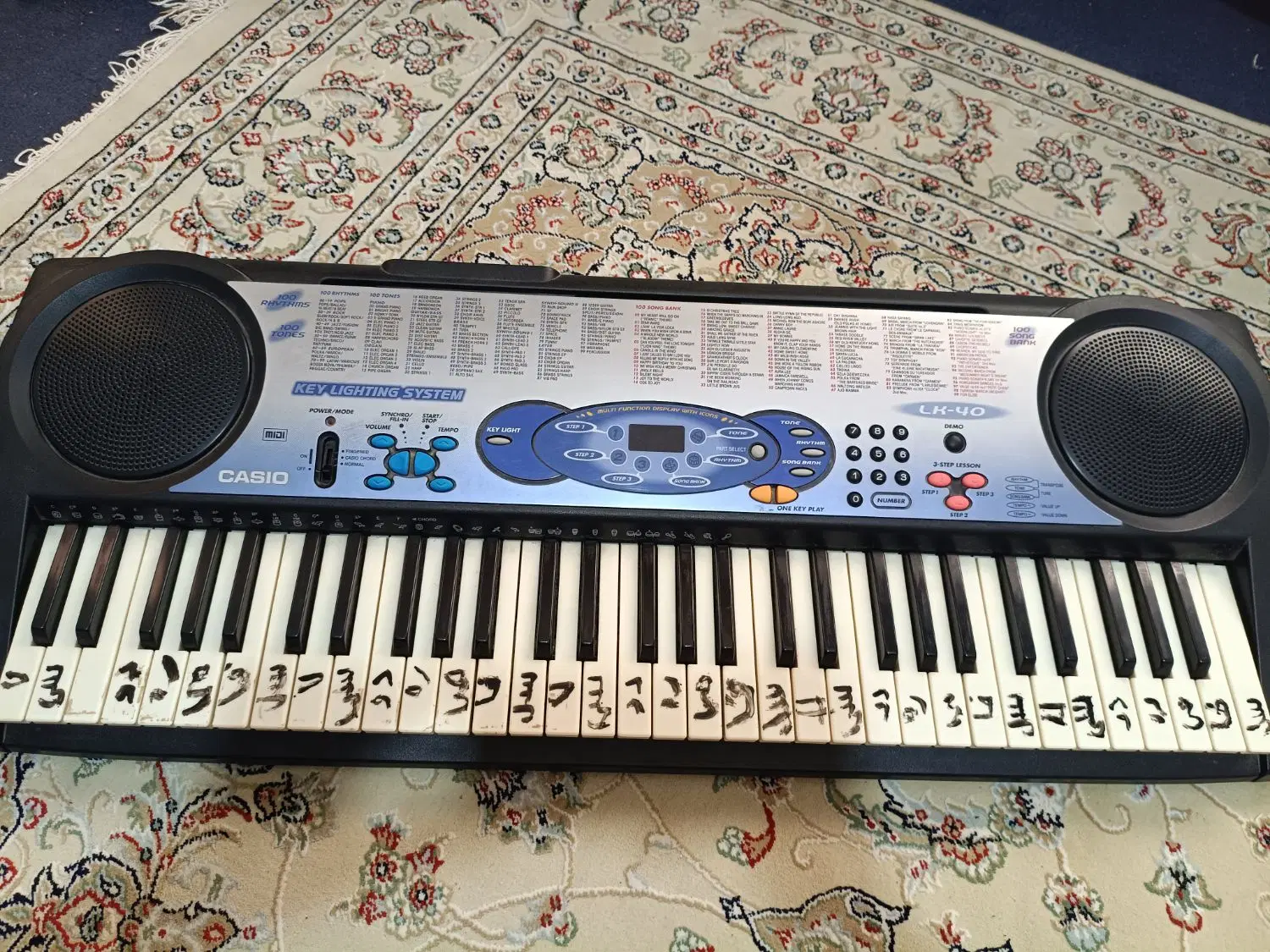ارگ Casio LK40|پیانو، کیبورد، آکاردئون|رباط‌کریم, رباط‌کریم|دیوار