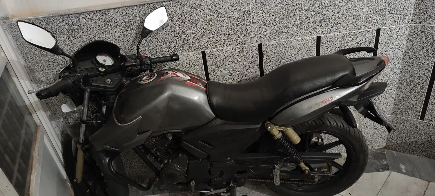 موتور‌اپاچی‌180|موتورسیکلت|قم, زند آباد|دیوار