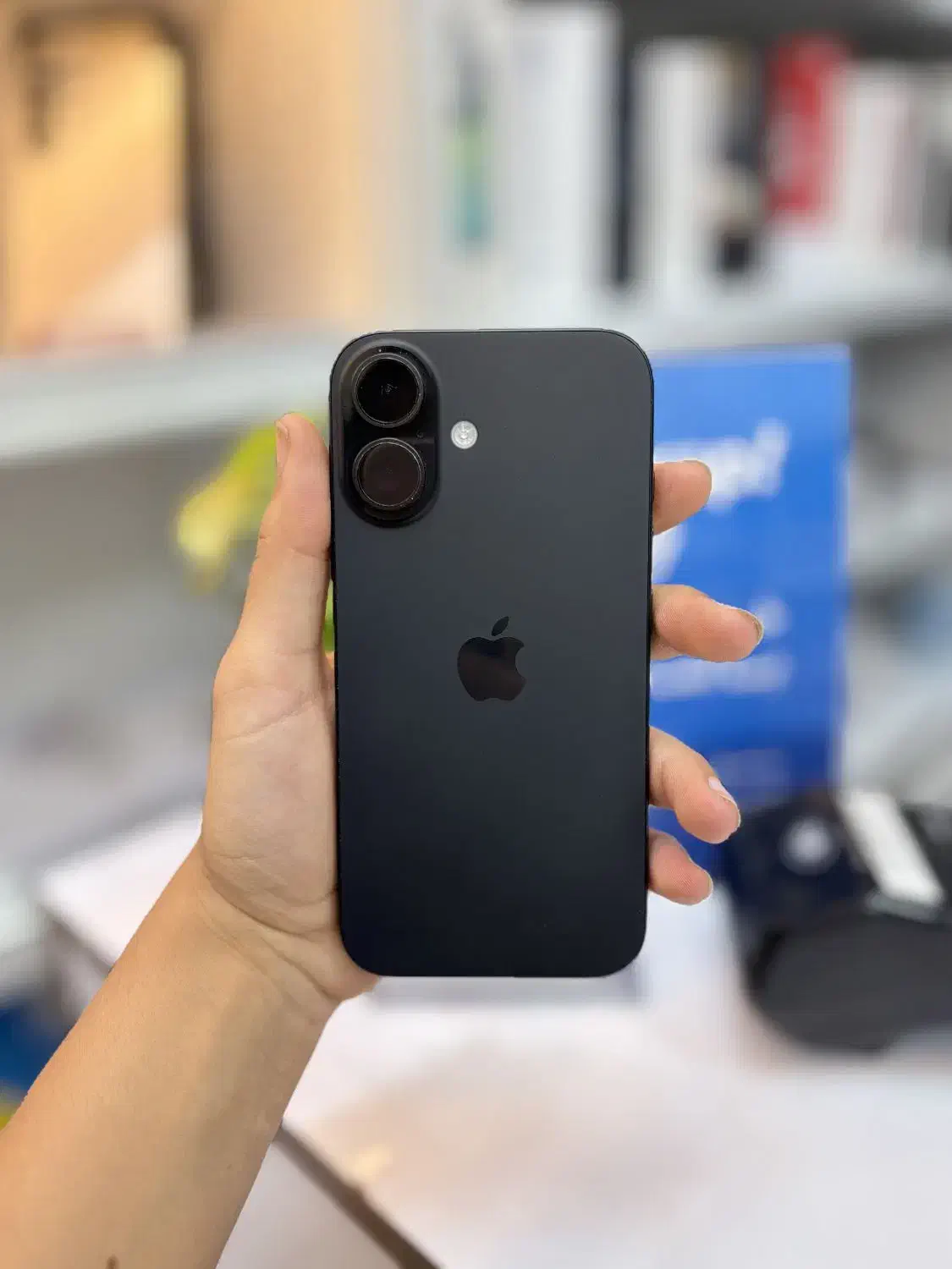 ایفون iphone 16 256 در حد نو / ماد سرویس|موبایل|شیراز, ملاصدرا|دیوار