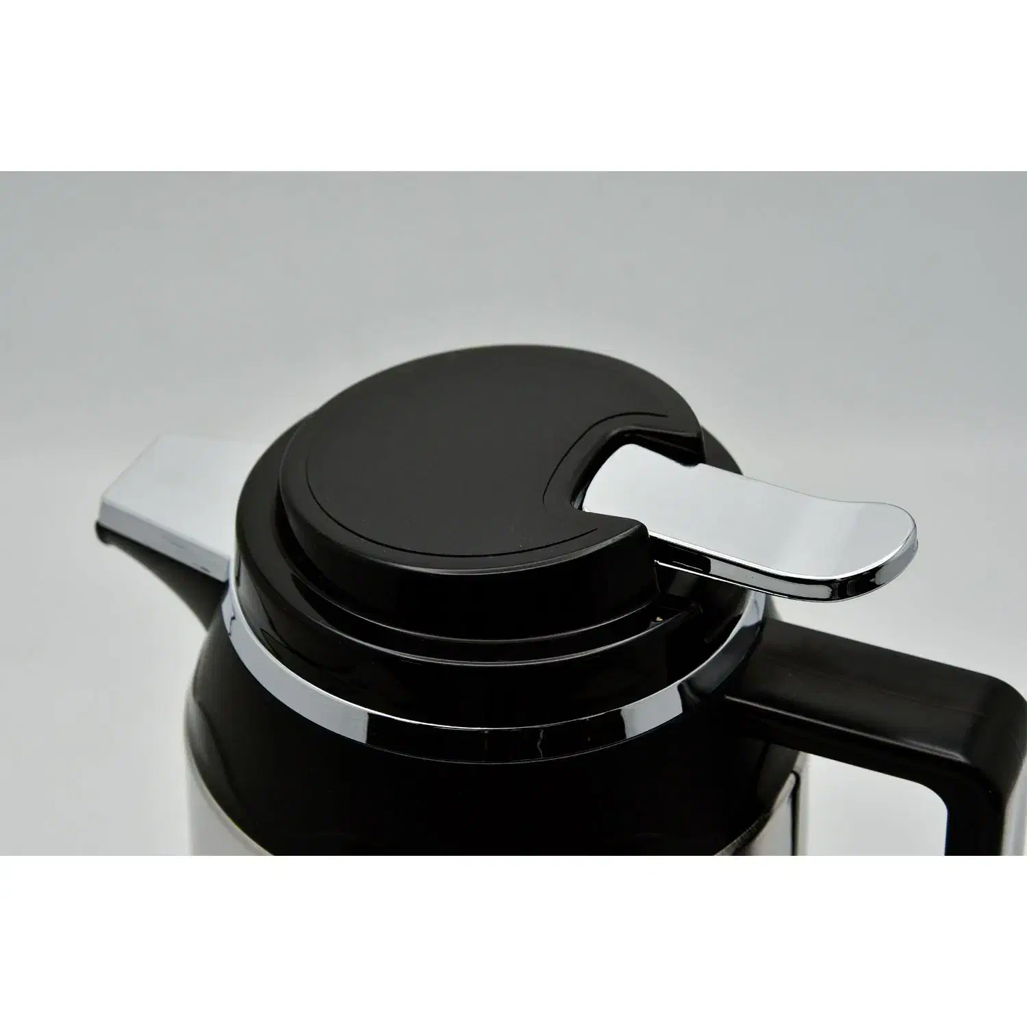 فلاسک 1.6 لیتری یونیورسال اصل|ظروف نگهدارنده، پلاستیکی، یک‌بارمصرف|اقلید, |دیوار