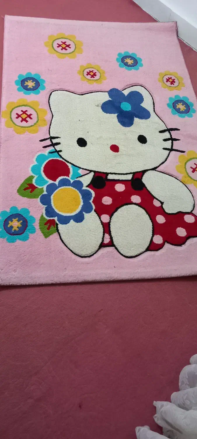 فرش کی تی اتاق کودک در حد|فرش|اسلامشهر, شهرک واوان|دیوار