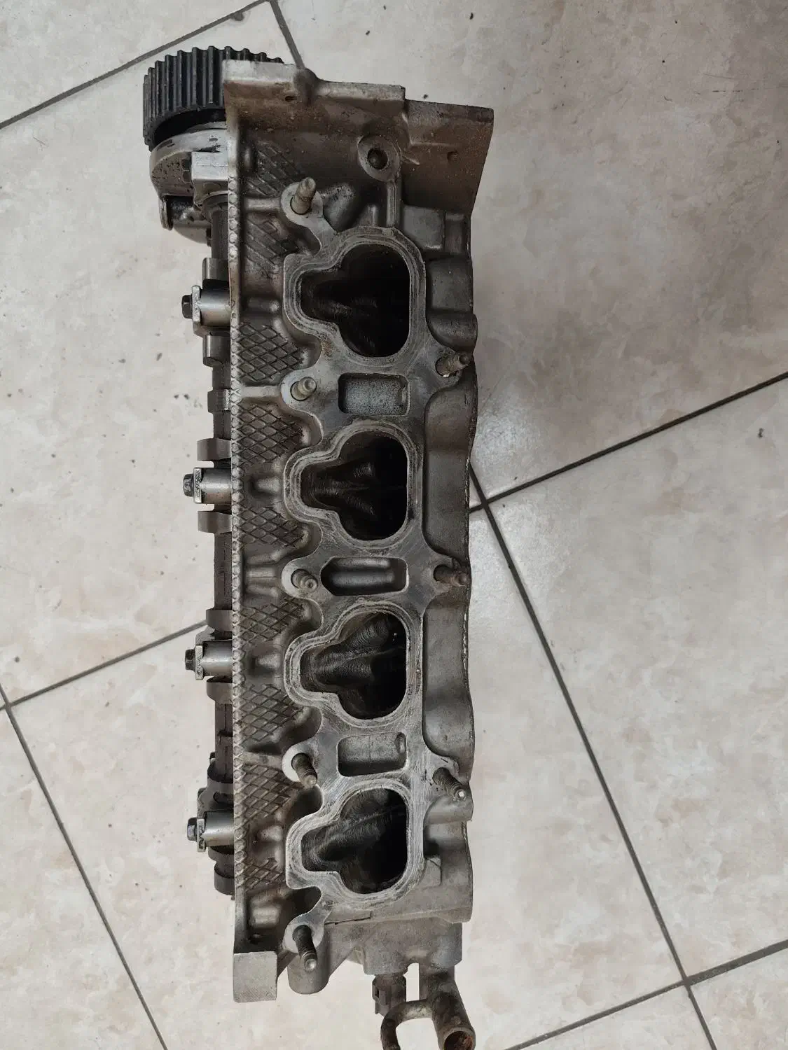 سرسیلندر مزدا ۳۲۳. مدل ۸۱|قطعات یدکی و لوازم جانبی|قدس, شهرقدس|دیوار