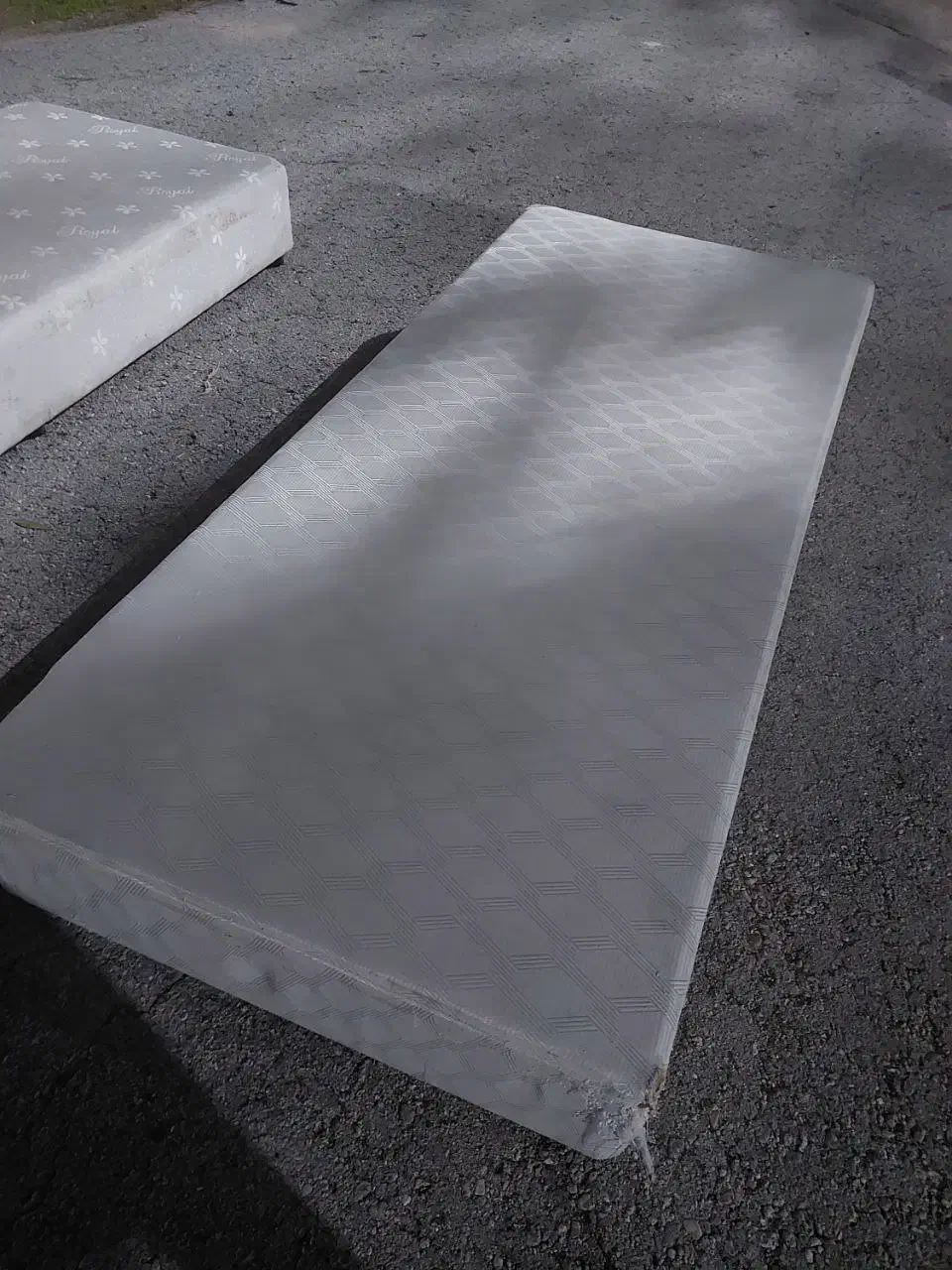 باکس هتلی|تشک تختخواب|کیش, |دیوار