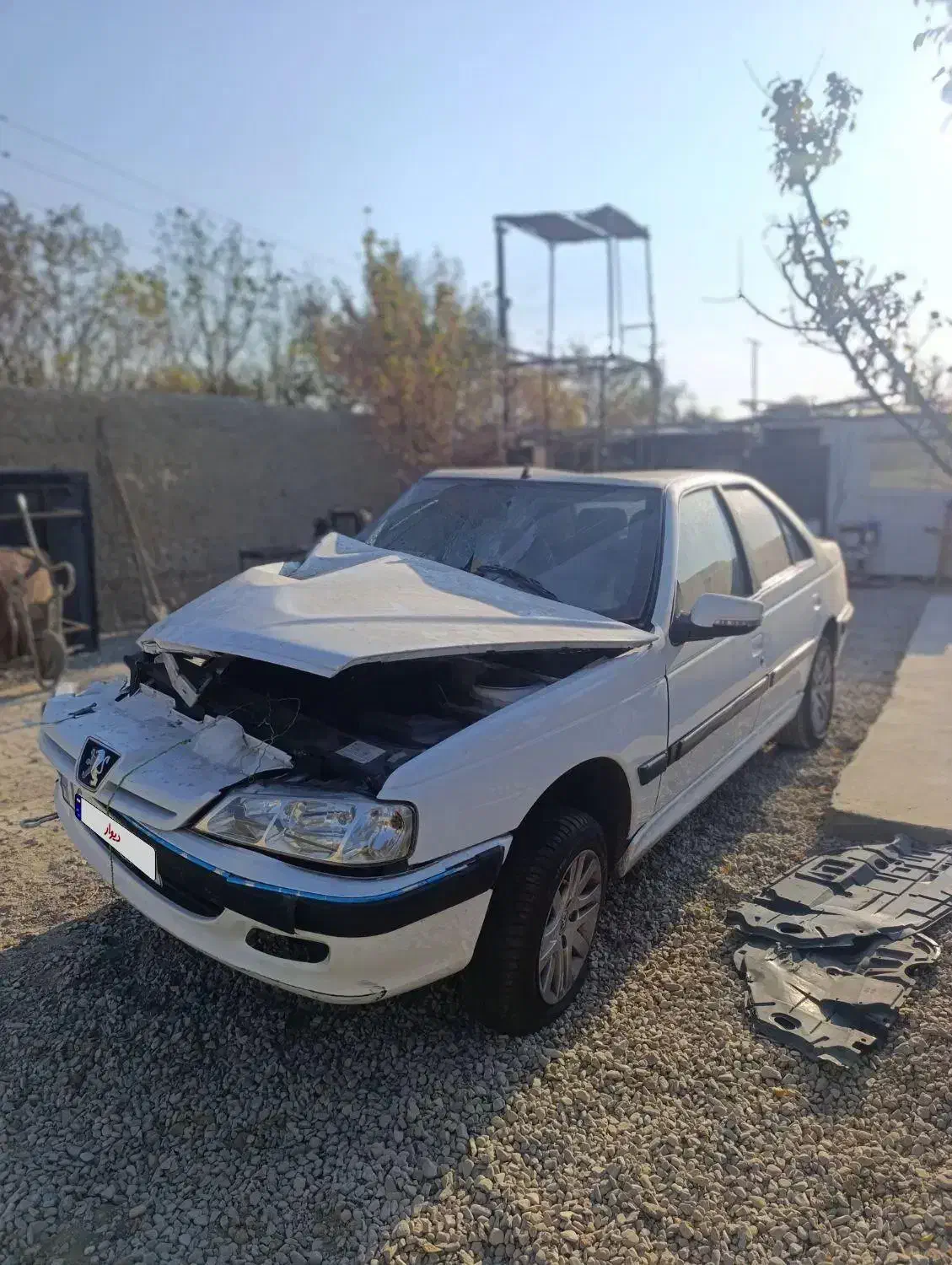 پژو پارس مدل 1401 سفارشی تصادفی|خودرو سواری و وانت|تهران, خلیج فارس|دیوار