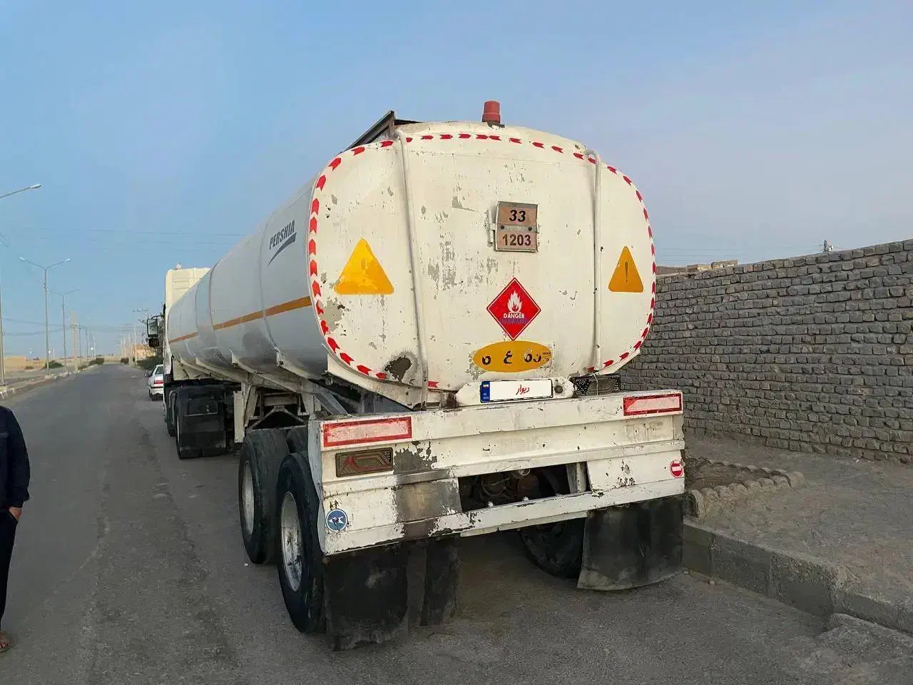 تانکر شاسی لس|خودرو سنگین|سیرجان, |دیوار