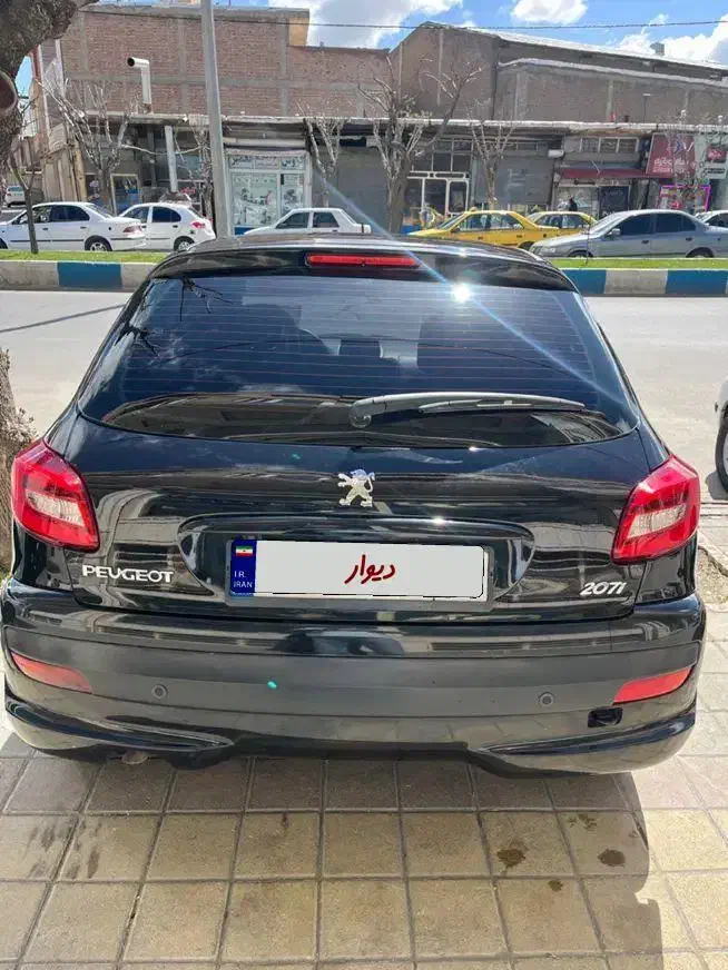 207|خودرو سواری و وانت|نقده, |دیوار