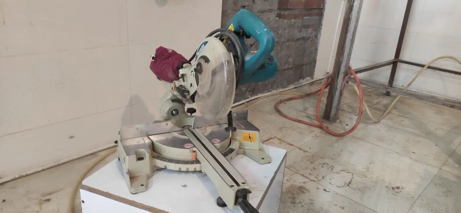 فارسی بر ماکیتا|ابزارآلات|بجنورد, |دیوار