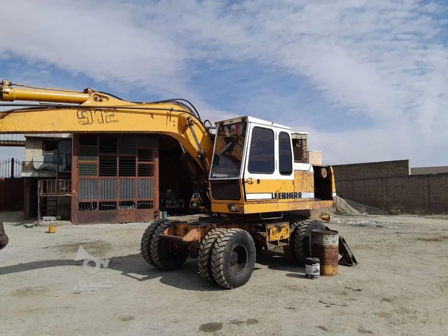 اجاره دهنده بیل مکانیکی|خدمات حمل و نقل|هشتگرد, شهرک ایران خودرو|دیوار