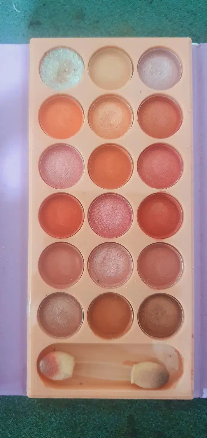 پالت سایه پری دریایی|آرایشی، بهداشتی، درمانی|قم, شهر قائم|دیوار