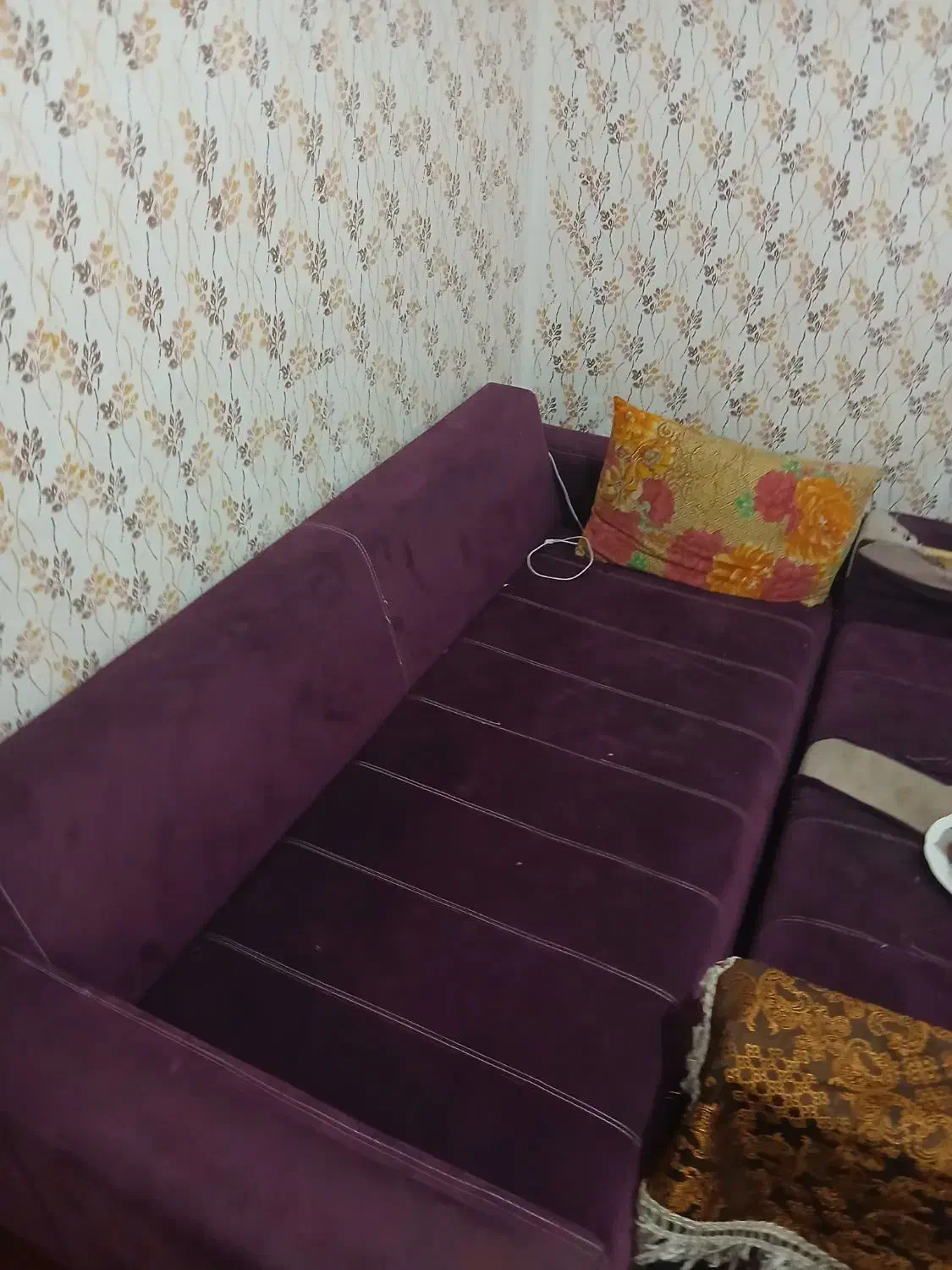 مبل هفت نفره|مبلمان خانگی و میز عسلی|رشت, کوی مهر|دیوار