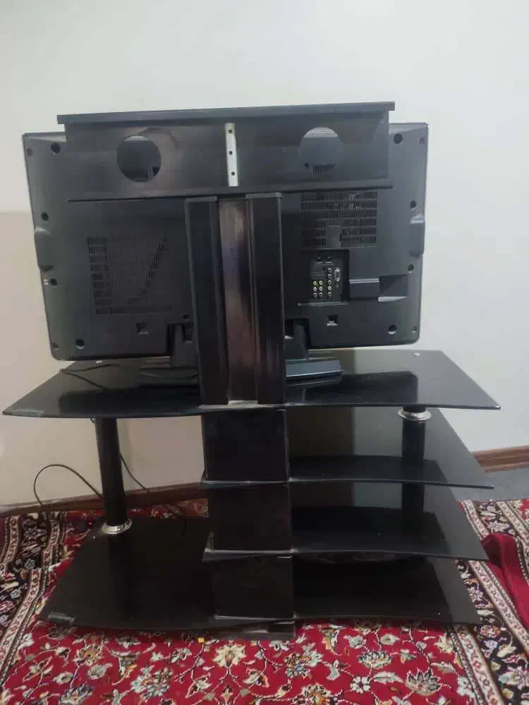 صوتی تصویری|تلویزیون و پروژکتور|فردیس, منظریه|دیوار