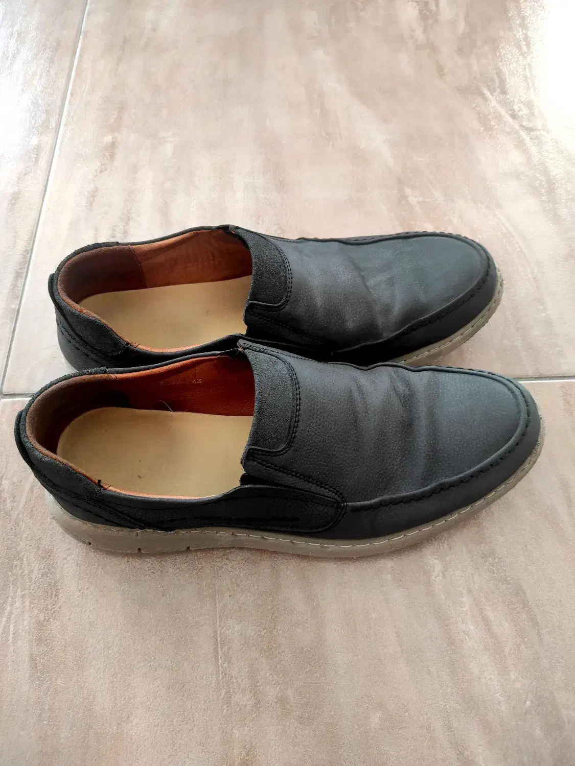 کفش چرم سرمه‌ای سایز 44|کیف، کفش، کمربند|زاهدان, |دیوار