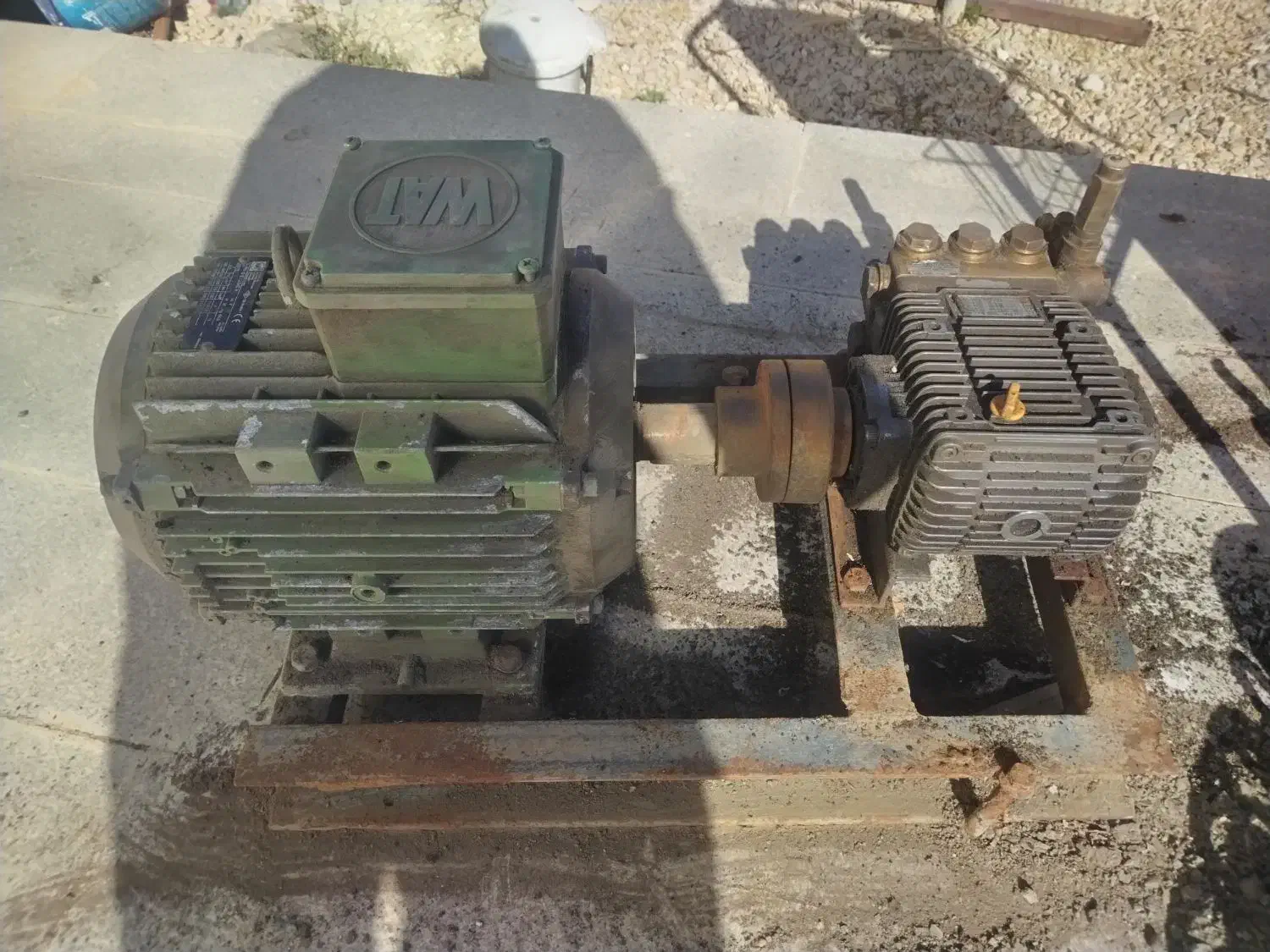 پمپ آب 200 بار 3فاز با فشار خیلی قوی|ماشین‌آلات صنعتی|گلبهار, شهر جدید گلبهار|دیوار