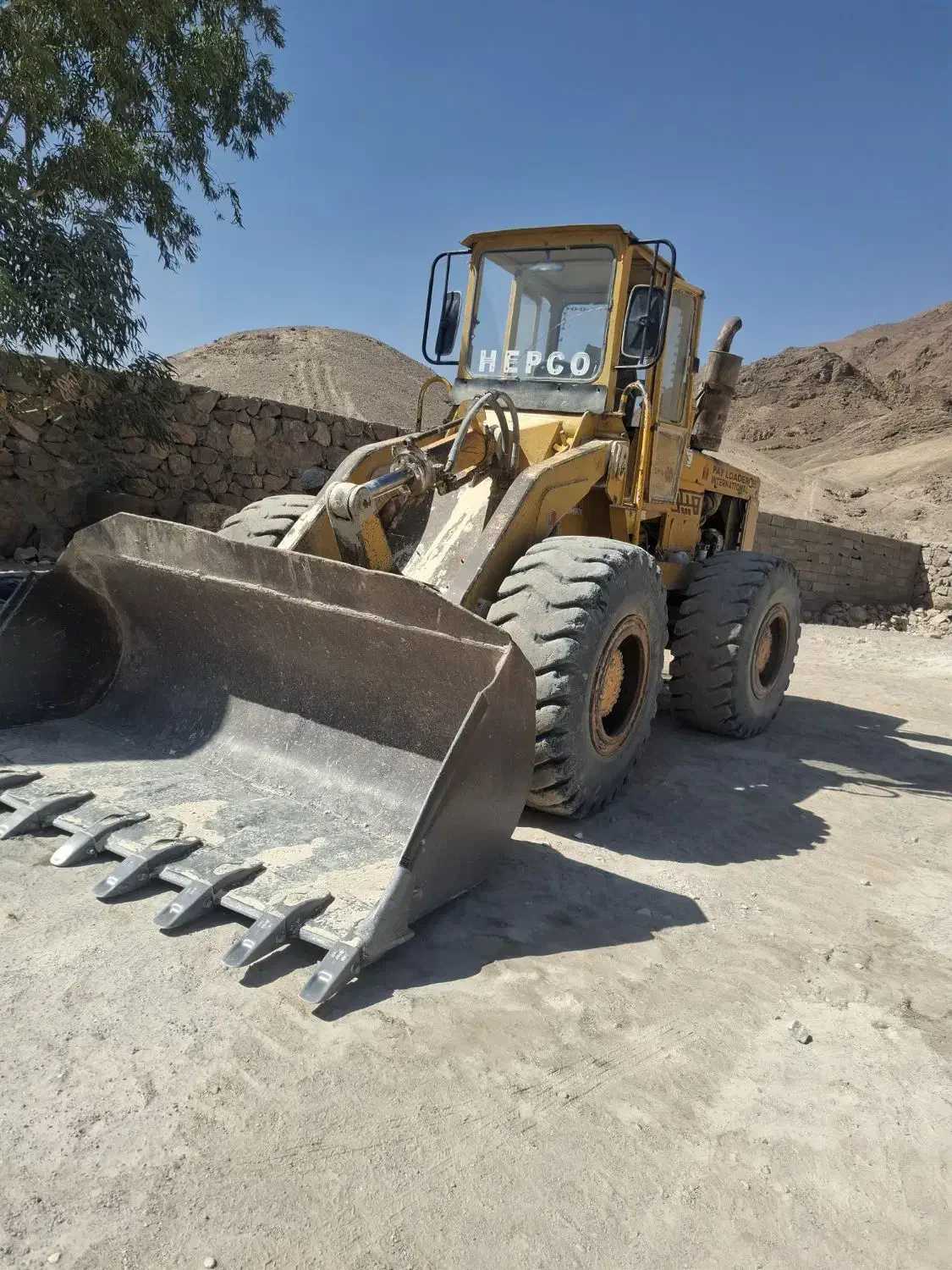 لودر اینترناش ۶۵|خودرو سنگین|یزد, |دیوار