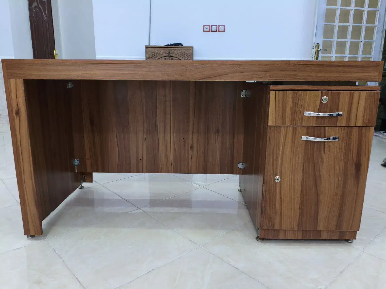 میز اداری|دفتر کار|داراب, |دیوار