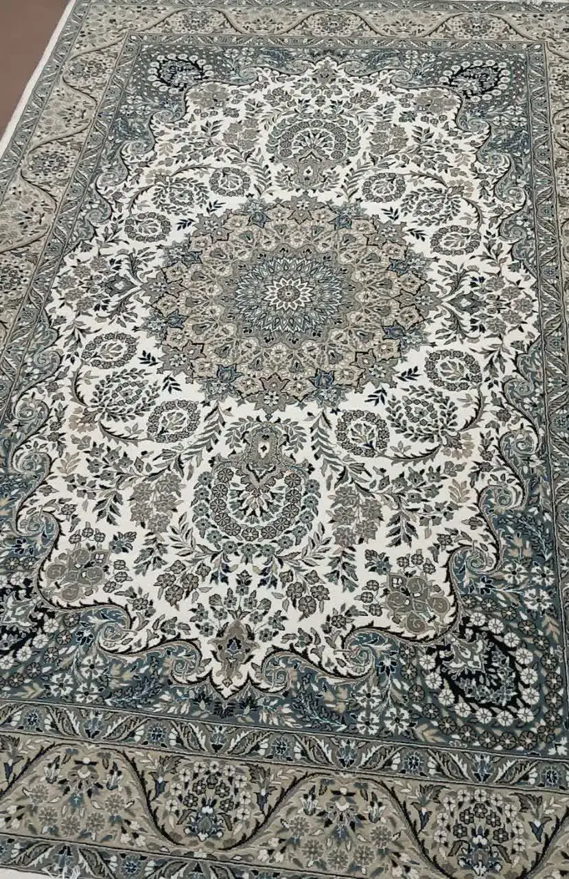 فرش ستاره کویر یزد|فرش|قم, هنرستان|دیوار