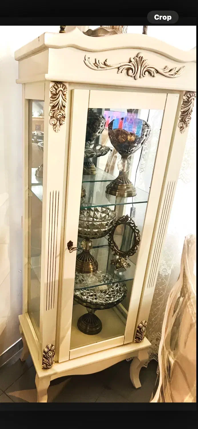 بوفه کرم رنگ سه طبقه|بوفه، ویترین، کنسول|تهران, صادقیه|دیوار