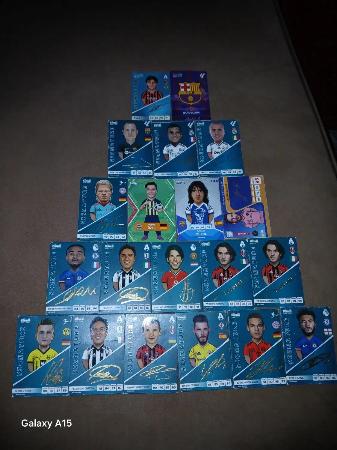 کیمدی|اسباب‌‌بازی|رزن, |دیوار