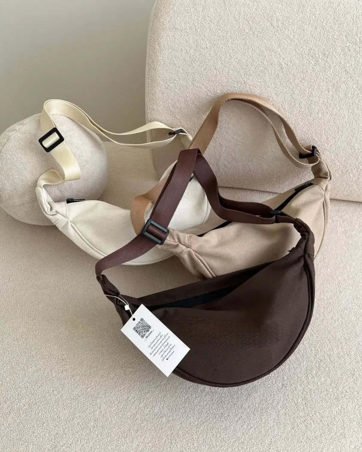 کیف بادی بگ|کیف، کفش، کمربند|شیراز, پشم شیشه|دیوار