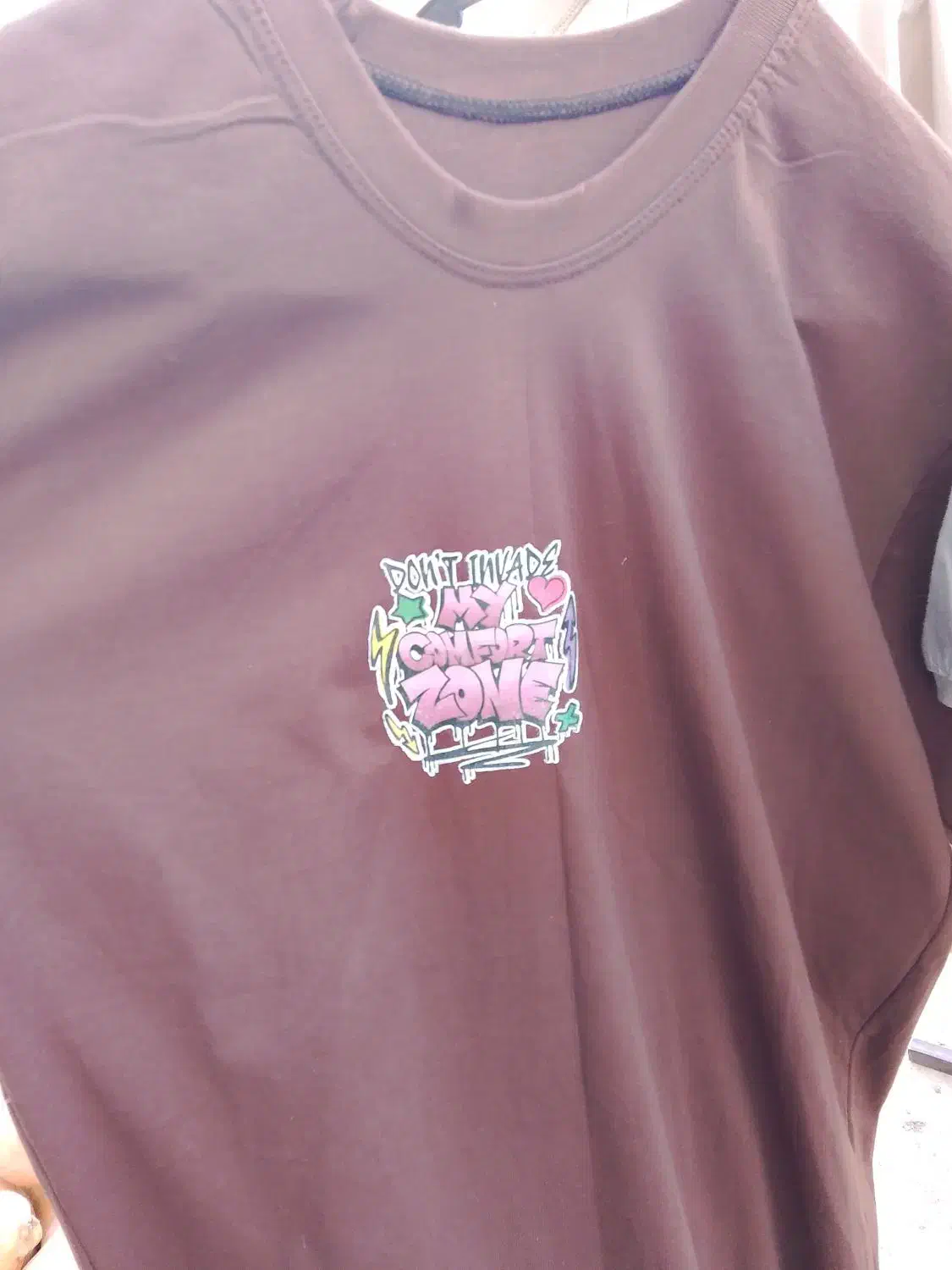 لباس مردانه زنانه بچه گانه|لباس|شیروان (خراسان), |دیوار