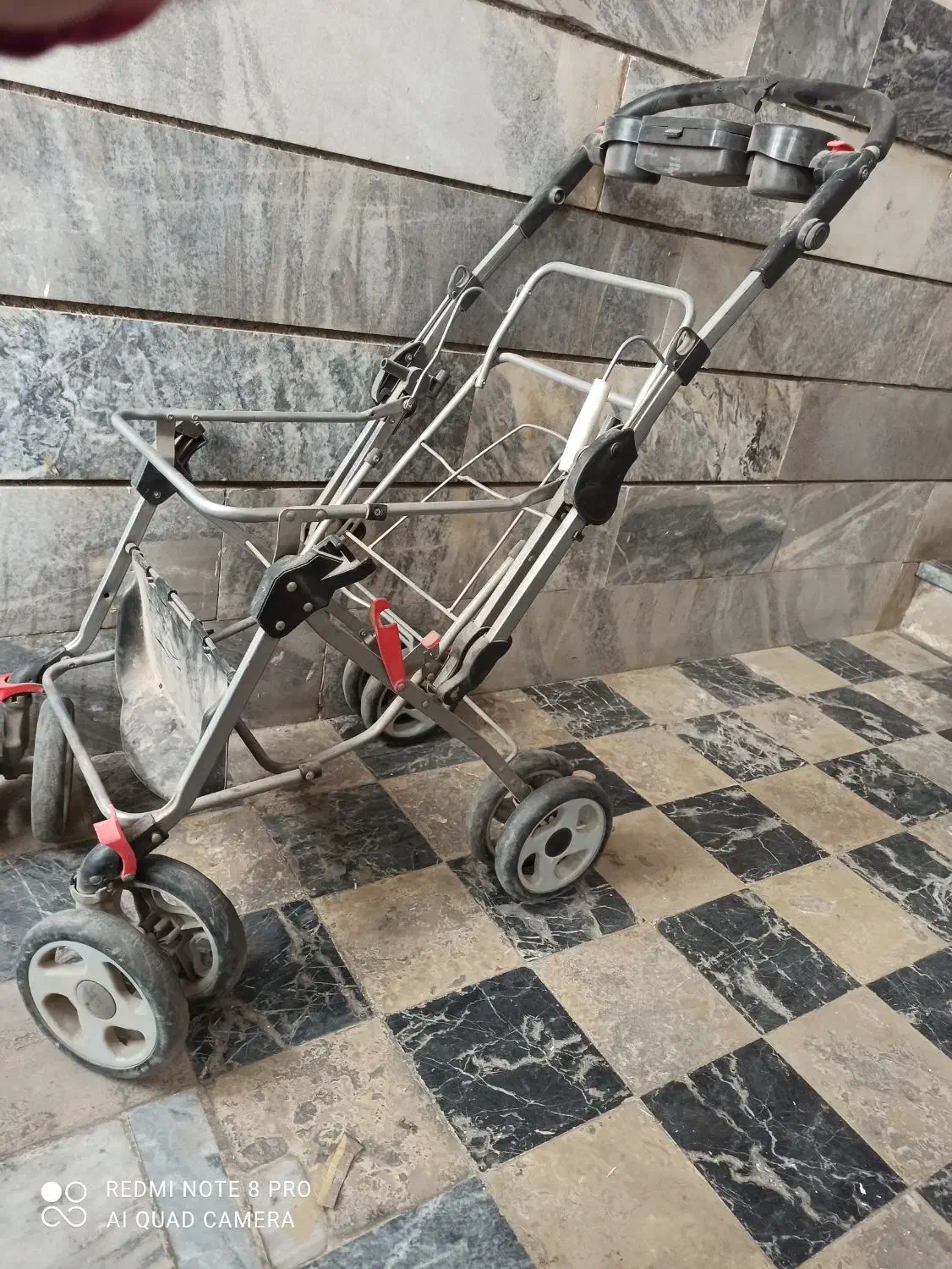 اسمت کالسکه نوزاد کاملا سالم|کالسکه و لوازم جانبی|تهران, والفجر (افسریه)|دیوار