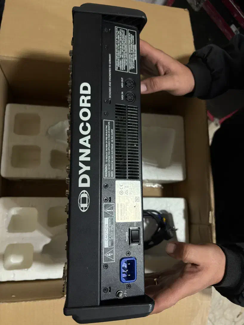 میکسر ۶۰۰/۳ دایناکورد اصلی|صوتی و تصویری|کرج, کوی امامیه|دیوار