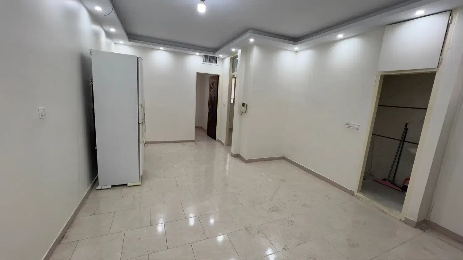 ۶۰ متری / ۲ خواب / همکف / بازسازی شده|فروش آپارتمان|تهران, آهنگران (سراسیاب دولاب)|دیوار