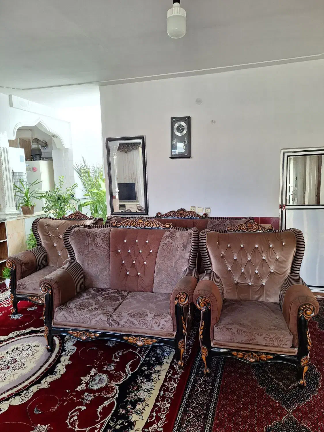 مبل سلطنتی|مبلمان خانگی و میز عسلی|هرسین, |دیوار