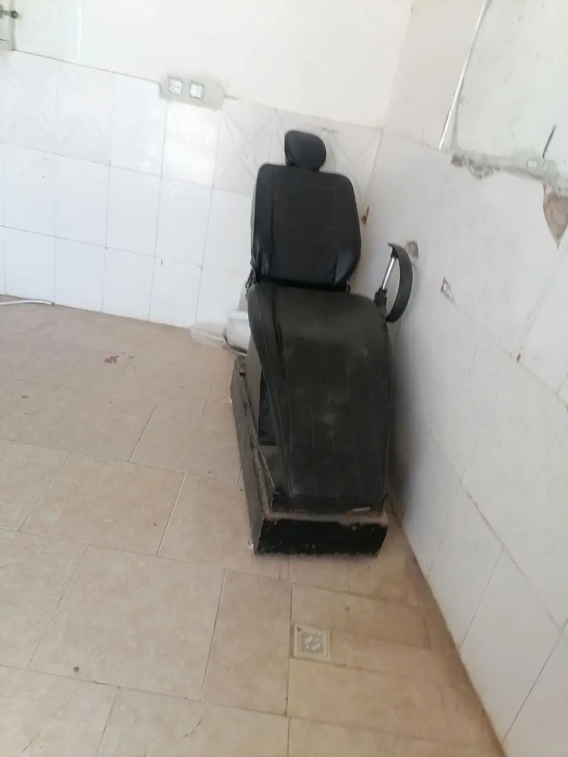 صندلی اریشگاه 3 ملیون|آرایشگاه و سالنهای زیبایی|سبزوار, پاسداران|دیوار