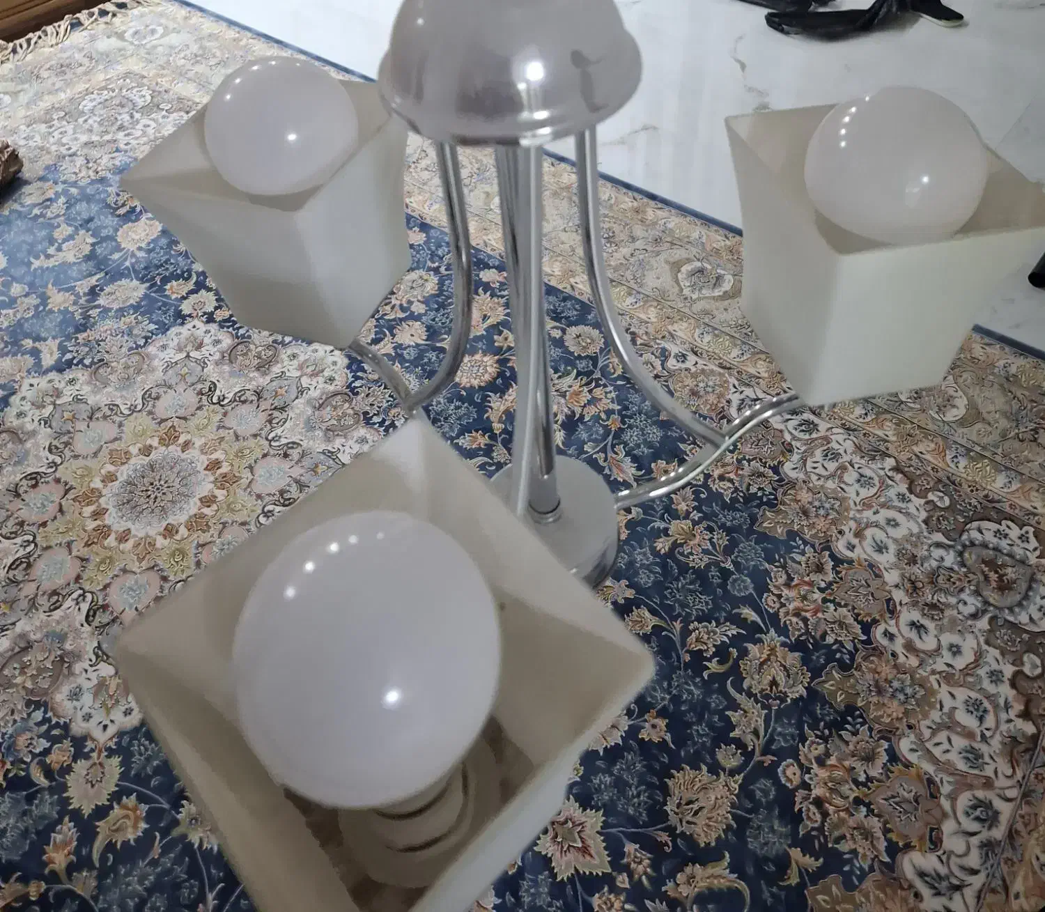 لوستر ۳ شاخه|لوستر و چراغ آویز|کرمانشاه, |دیوار