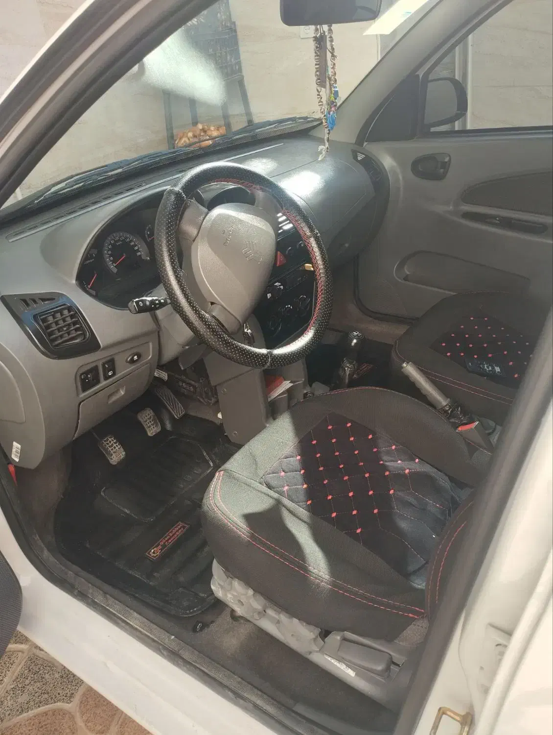 تیبا ۲ سفید|خودرو سواری و وانت|ازنا, |دیوار