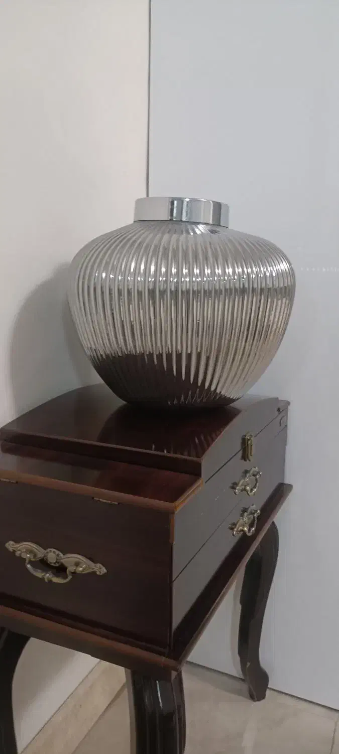 گلدان تزیینی|گل مصنوعی|کرج, گلشهر|دیوار