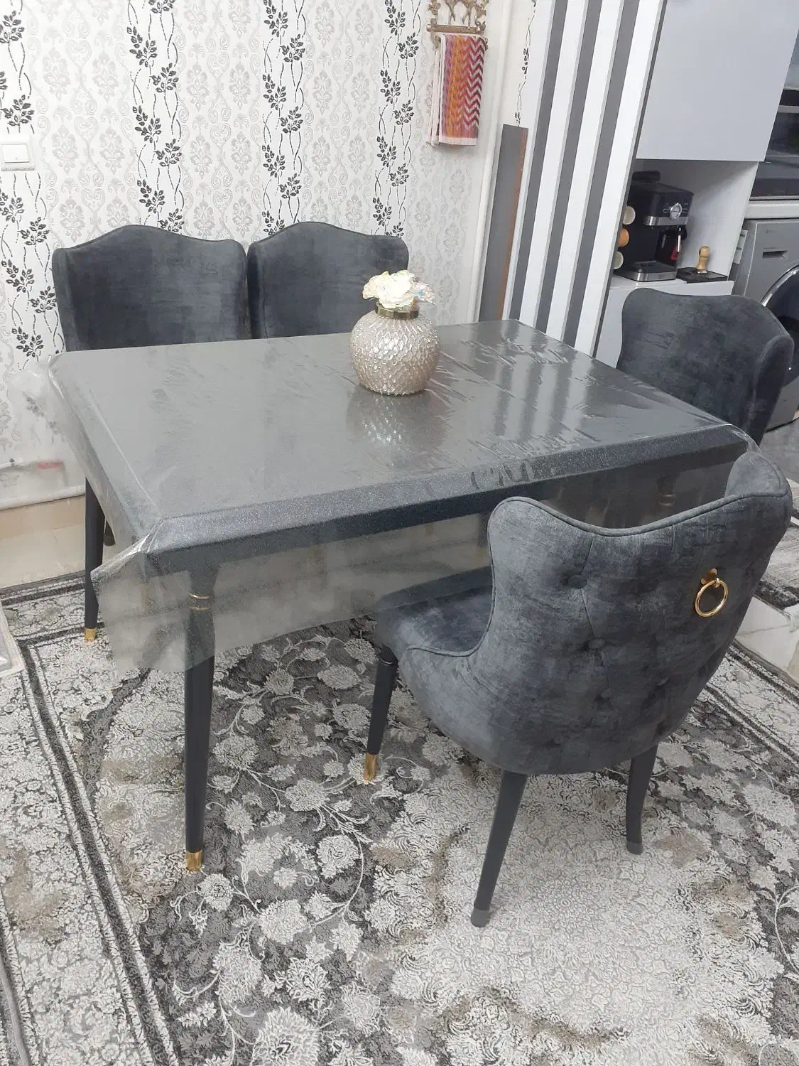 میزناهارخوری ۴نفره|میز و صندلی غذاخوری|صفادشت, |دیوار