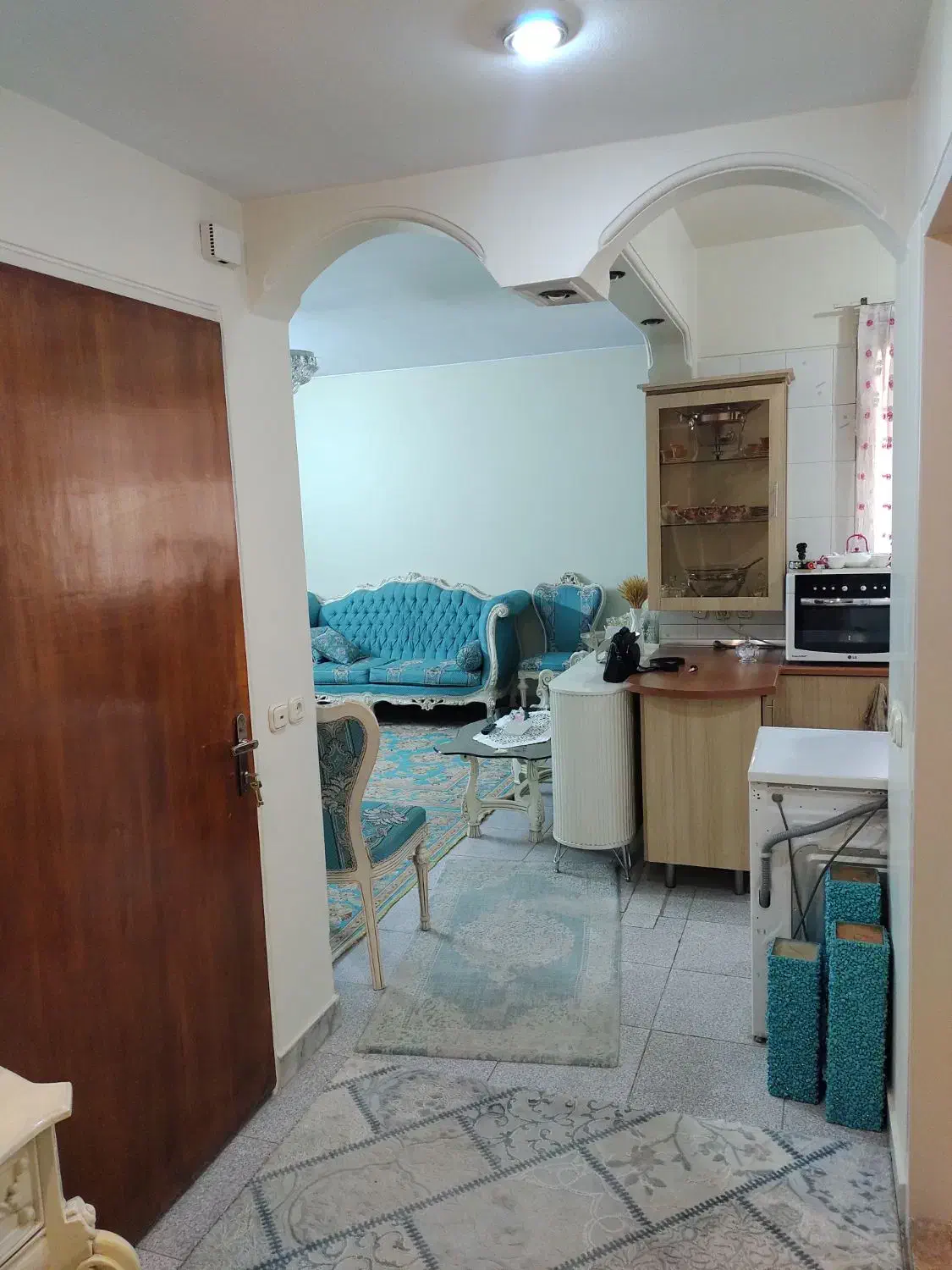 آپارتمان دوخواب 70 متری