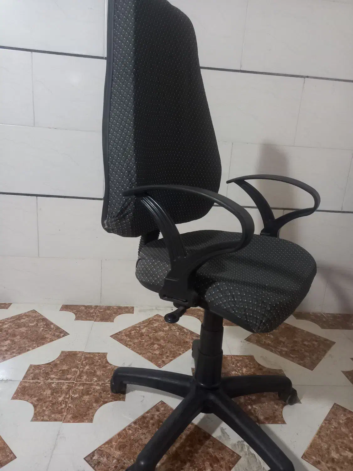 صندلی|مبلمان اداری|زنجان, |دیوار