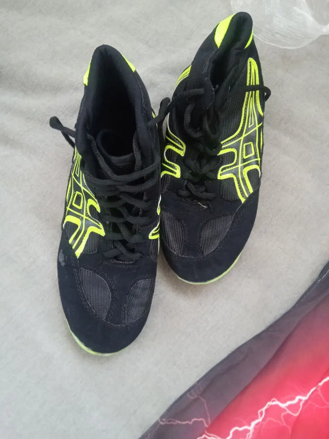 لباس کشتی|لباس|بومهن, |دیوار