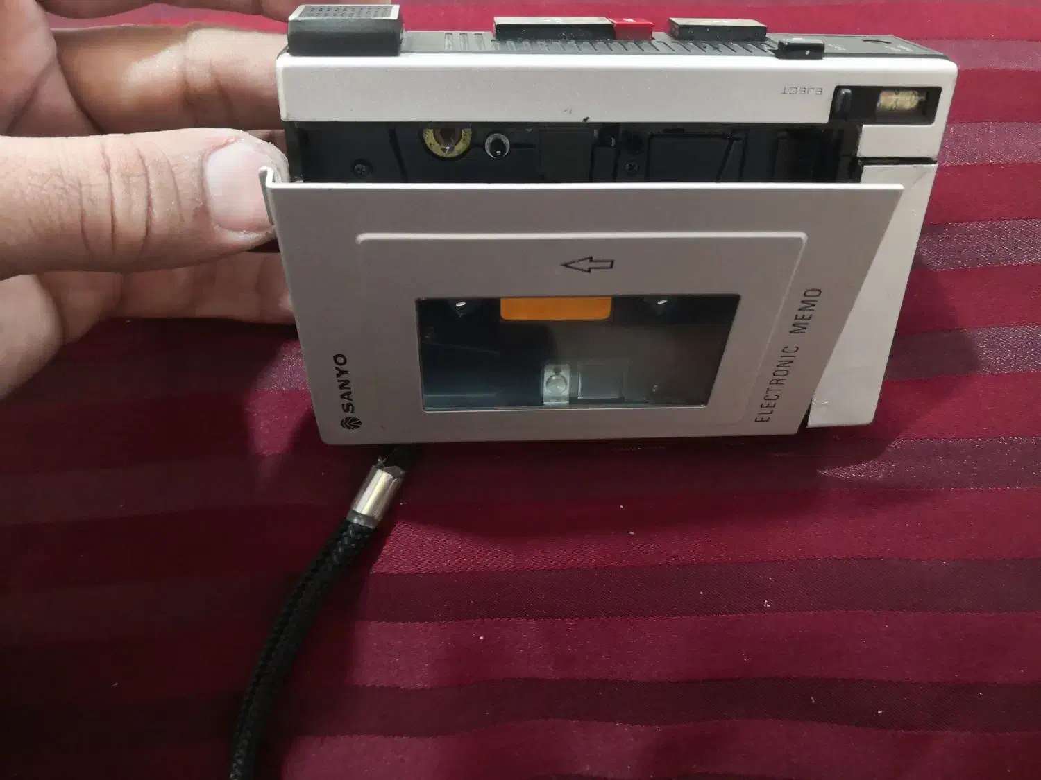 کاست و ضبط خبرنگاری sanyo|کلکسیون اشیاء عتیقه|مشهد, تربیت (صدف)|دیوار