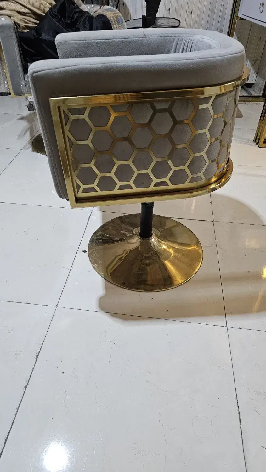 فروش وسایل سالن زیبایی|آرایشگاه و سالن‌های زیبایی|محلات, |دیوار