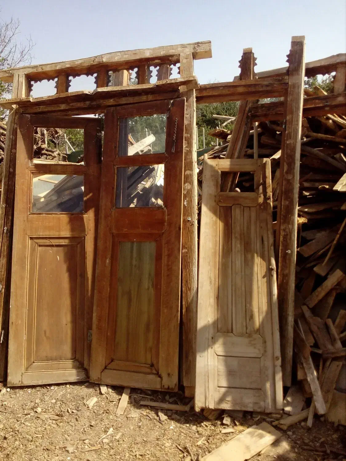 فروش درچوبی باقدمت بالا|کلکسیون اشیاء عتیقه|ابهر, |دیوار