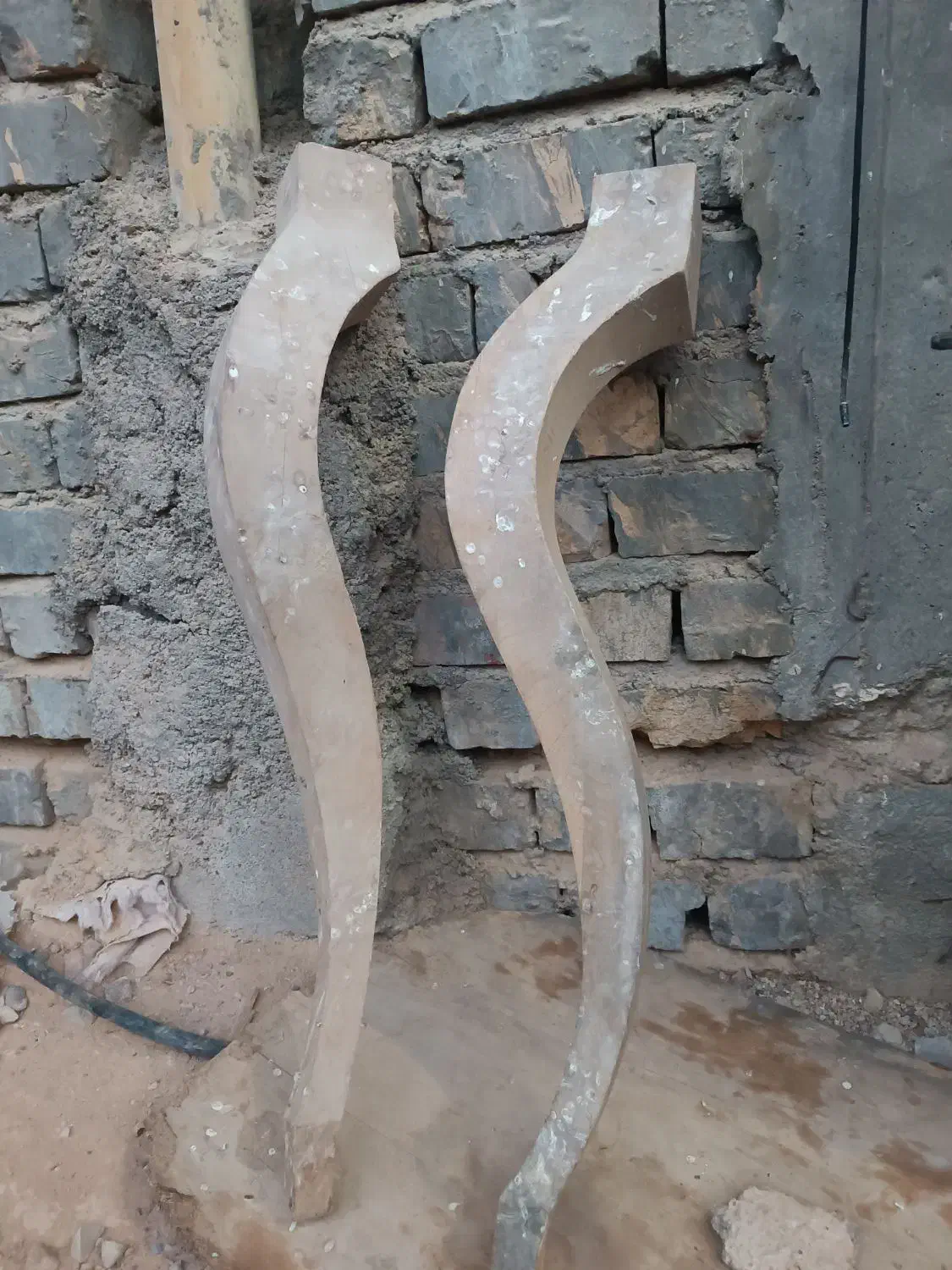 پایه میز سم آهویی|بوفه، ویترین، کنسول|شیراز, گویم|دیوار