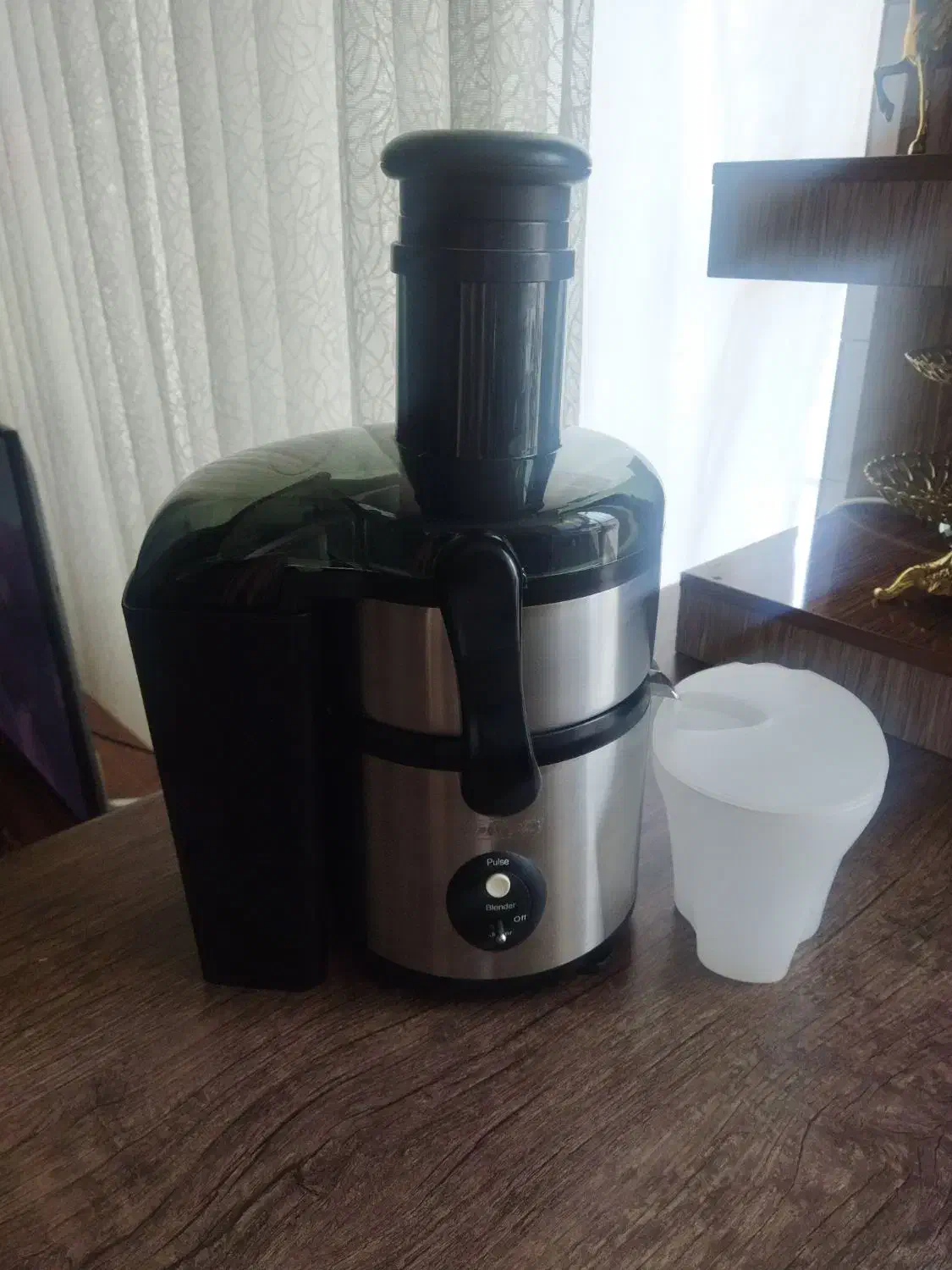 دو کاره(آبمیوه گیری مخلوط کن)|آبمیوه‌گیر و آب‌مرکبات‌گیر|اراک, |دیوار