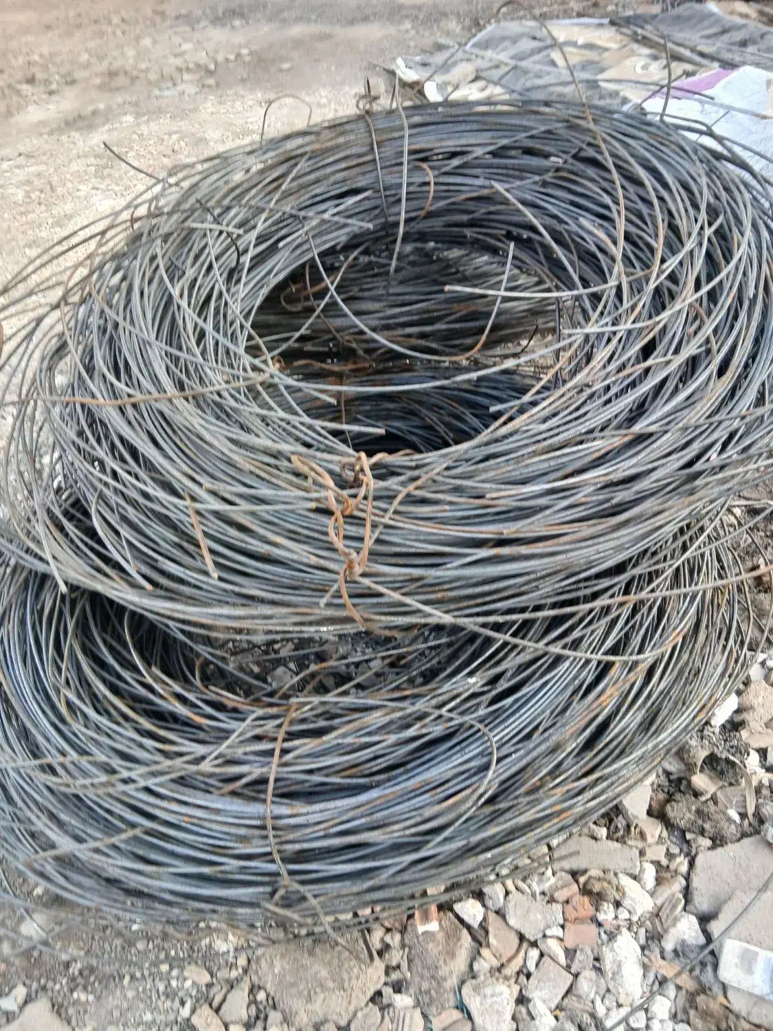 با سلام.  کلاف ۶/۵ و۵/۵ حرارتی حدود ۴ تن موجود .|مصالح و تجهیزات ساختمان|بهارستان, |دیوار