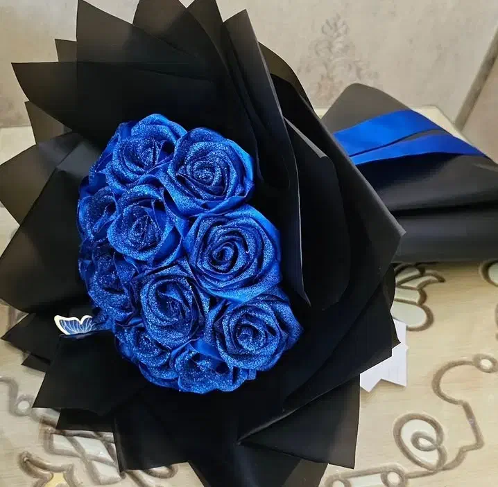 با یه قیمت مناسب این گل های خوشکل و خراب نشدنی بخر|گل مصنوعی|رشت, یخسازی|دیوار